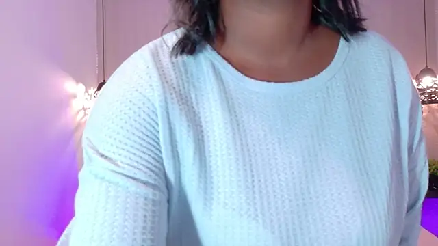 NaiaraMasson  online show from 10-20-25, 12:49