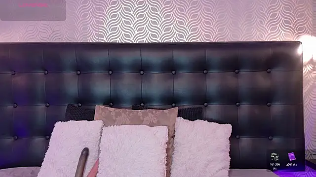 NaiaraMasson  online show from 11-08-25, 12:09