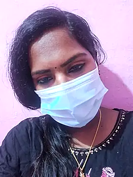 Snapshot of Tamil_Blackmoon chatting on 09-18-25, 04:43 Tamil Blackmoon online show from 09-18-25, 04:43