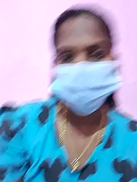 Snapshot of Tamil_Blackmoon chatting on 09-15-25, 02:50 Tamil Blackmoon online show from 09-15-25, 02:50