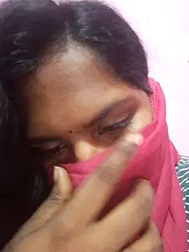 Snapshot of Tamil_Blackmoon chatting on 10-02-25, 05:05 Tamil Blackmoon online show from 10-02-25, 05:05