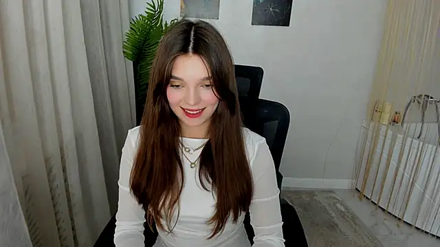 DivineAmour online show from 11-18-25, 12:30