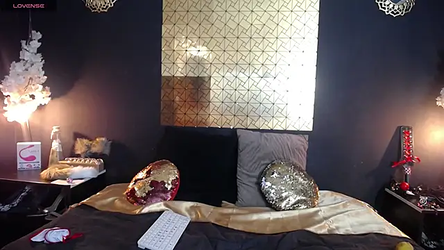 kinky momm online show from 03-24-26, 03:23