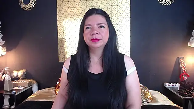 Snapshot of kinky_momm chatting on 05-10-26, 01:36 kinky momm online show from 05-10-26, 01:36
