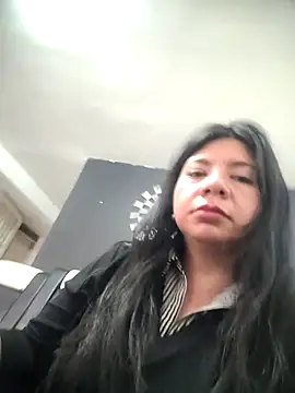 kinky momm online show from 11-20-25, 03:02