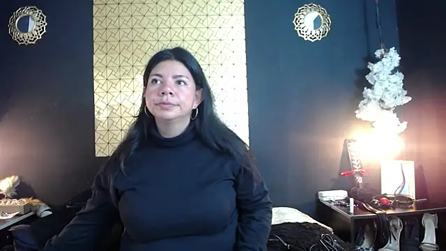Snapshot of kinky_momm chatting on 05-04-26, 03:48 kinky momm online show from 05-04-26, 03:48