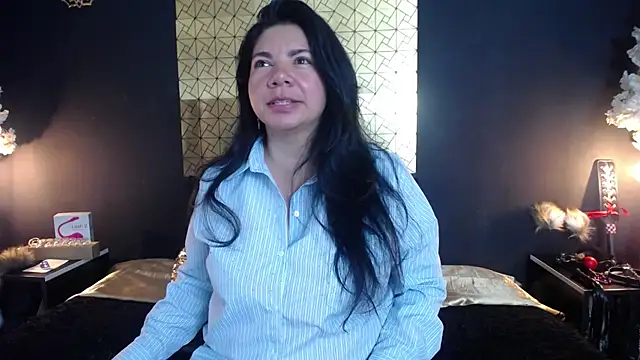 kinky momm online show from 04-19-26, 04:30