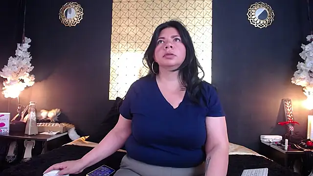 Snapshot of kinky_momm chatting on 05-05-26, 03:48 kinky momm online show from 05-05-26, 03:48