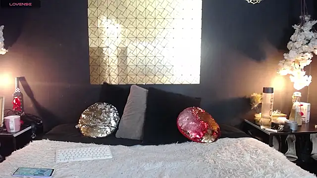 kinky momm online show from 01-15-26, 03:15