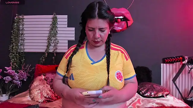 kinky momm online show from 07-07-26, 03:26