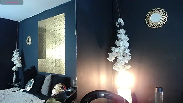 kinky momm online show from 10-10-25, 01:45