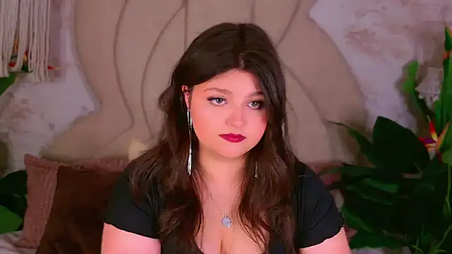 UR BELLA online show from 09-30-25, 09:37