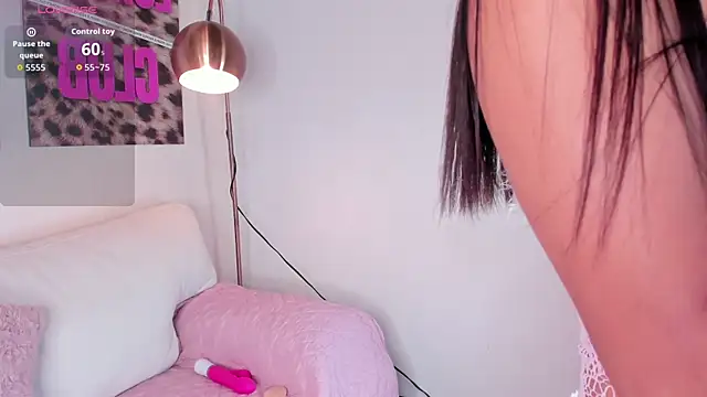 Snapshot of Dafne_Hillss chatting on 07-24-26, 11:50 Dafne Hillss online show from 07-24-26, 11:50