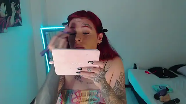 Maddy Vicius19 online show from 11-04-25, 10:02