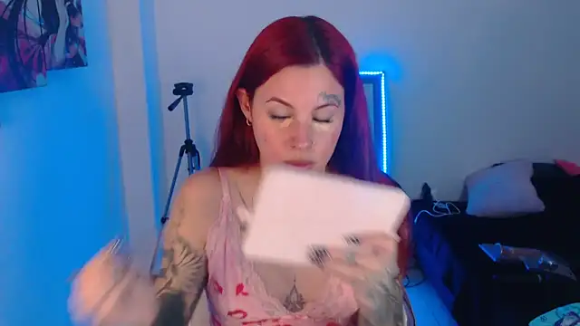 Maddy Vicius19 online show from 11-20-25, 09:58