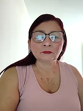 Snapshot of marfil_milf chatting on 02-26-26, 01:22 marfil milf online show from 02-26-26, 01:22