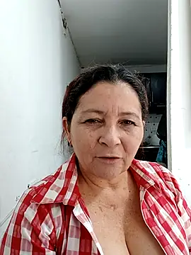 Snapshot of marfil_milf chatting on 09-20-25, 01:05 marfil milf online show from 09-20-25, 01:05