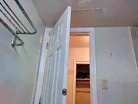 nakedgarbageperson online show from 07-10-26, 09:31