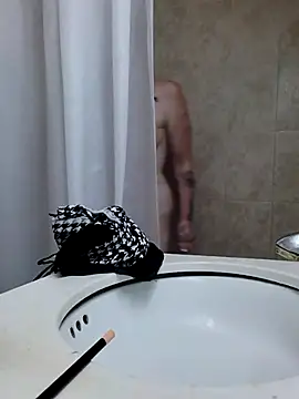 nakedgarbageperson online show from 07-08-26, 05:52