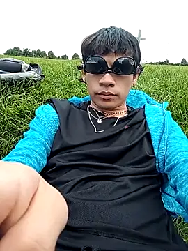 Snapshot of kittymutant99 chatting on 02-25-26, 04:29 kittymutant99 online show from 02-25-26, 04:29