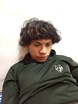 Snapshot of kittymutant99 chatting on 02-22-26, 03:02 kittymutant99 online show from 02-22-26, 03:02