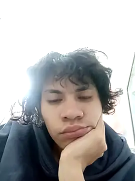 Snapshot of kittymutant99 chatting on 01-18-26, 01:36 kittymutant99 online show from 01-18-26, 01:36