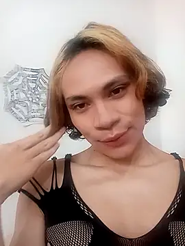 kittymutant99 online show from 10-28-25, 06:29