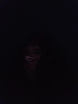 Snapshot of carolinerue chatting on 04-26-26, 11:46 carolinerue online show from 04-26-26, 11:46