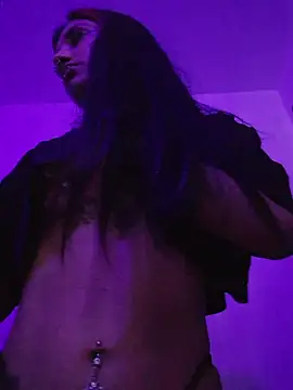 carolinerue online show from 04-15-26, 06:45