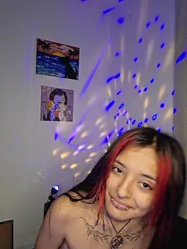 carolinerue online show from 03-24-26, 04:12