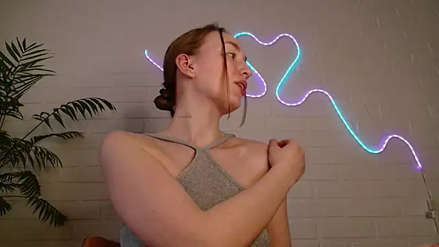 WhitePrincessLuna online show from 02-11-26, 02:17