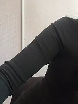 Molly-molly- online show from 04-15-26, 06:41