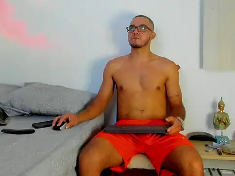 Dusan greyy online show from 09-29-25, 12:06
