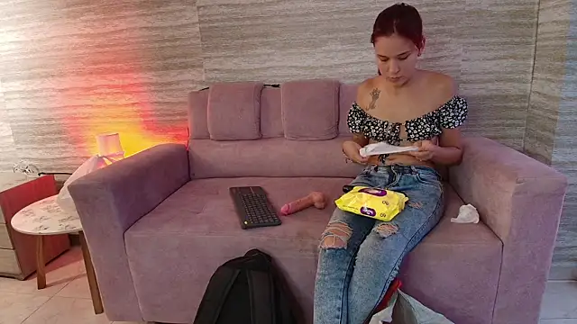 Teffy Cute  online show from 10-02-25, 05:49