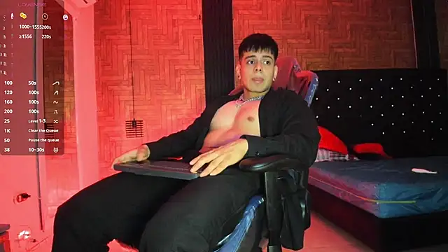 xKevyn online show from 10-18-25, 01:02