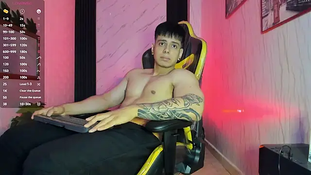 xKevyn online show from 10-15-25, 12:24