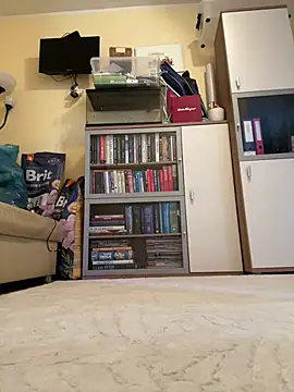 Brutecia2002 online show from 04-08-26, 10:06