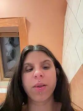 Brutecia2002 online show from 03-12-26, 07:51