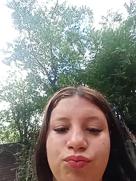 Shell Latina online show from 11-27-25, 01:55