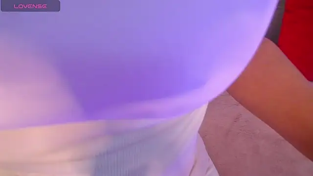 Snapshot of AmbarBega chatting on 09-12-25, 11:54 AmbarBega online show from 09-12-25, 11:54