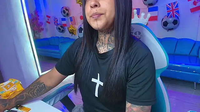 Black roseee online show from 06-26-26, 03:34