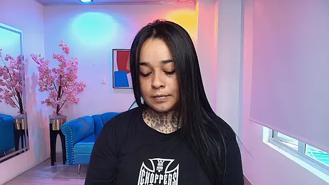 Black roseee online show from 12-01-25, 07:37