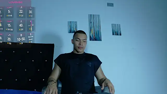 Snapshot of adriel_escalante chatting on 04-24-26, 02:02 adriel escalante online show from 04-24-26, 02:02