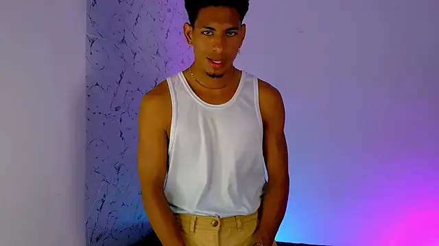 lorian vikel online show from 03-12-26, 11:42