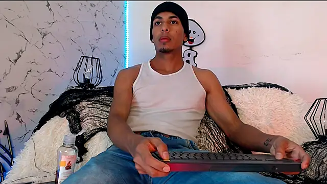 lorian vikel online show from 10-05-25, 09:49