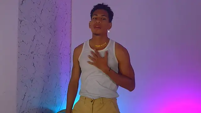 lorian vikel online show from 03-11-26, 01:54