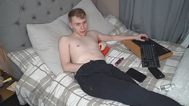 scottishtwink01 online show from 03-29-26, 11:50