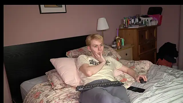 scottishtwink01 online show from 12-05-25, 02:37