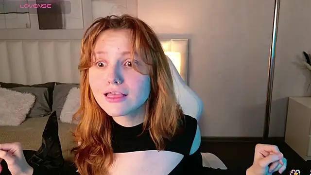 AlisHanson online show from 10-30-25, 08:12