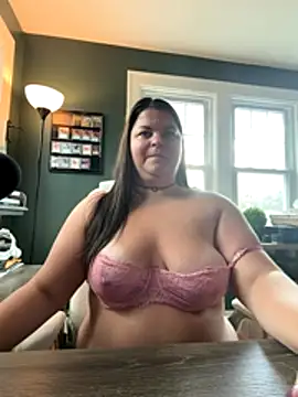 PlayWithBrittany online show from 10-25-25, 04:29